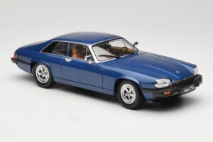 Jaguar XJ-S Blue Road Signature 1:18 92658 Diecast — photo 5 of 8