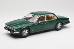 Jaguar XJ Series III Dark Green MCG 1:18 MCG18175 Diecast