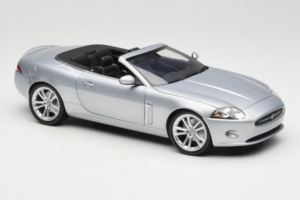 Jaguar XK X150 Convertible Silver Minichamps 1:18 153130533 Diecast — photo 6 of 8