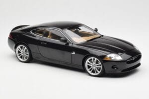 Jaguar XK-R X150 Midnight Black AUTOart 1:18 73632 Diecast — photo 6 of 8