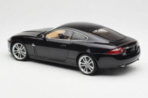 Jaguar XK-R X150 Midnight Black AUTOart 1:18 73632 Diecast — photo 7 of 8