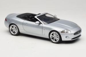 Jaguar XK X150 Convertible Silver Minichamps 1:18 150130531 Diecast — photo 6 of 8