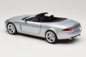 Jaguar XK X150 Convertible Silver Minichamps 1:18 150130531 Diecast — photo 7 of 8