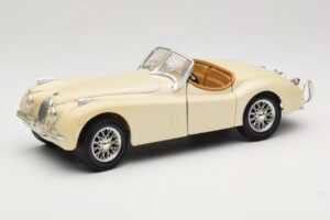 Jaguar XK120 White Eduscho 1:18 7482-1HTH Diecast