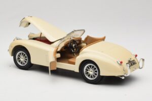 Jaguar XK120 White Eduscho 1:18 7482-1HTH Diecast — photo 5 of 8