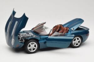 Jaguar XK180 Green Maisto 1:18 50337 Diecast — photo 2 of 8