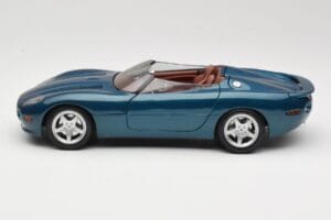 Jaguar XK180 Green Maisto 1:18 50337 Diecast — photo 4 of 8