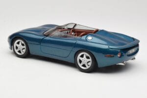 Jaguar XK180 Green Maisto 1:18 50337 Diecast — photo 7 of 8