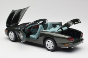 Jaguar XKR X100 Cabriolet Green Maisto 1:18 37800-M1 Diecast — photo 5 of 8