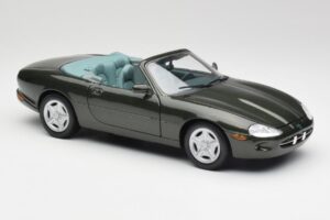 Jaguar XKR X100 Cabriolet Green Maisto 1:18 37800-M1 Diecast — photo 6 of 8