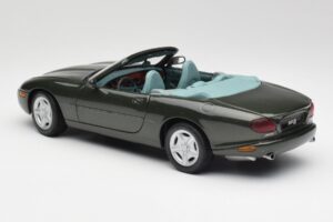 Jaguar XKR X100 Cabriolet Green Maisto 1:18 37800-M1 Diecast — photo 7 of 8