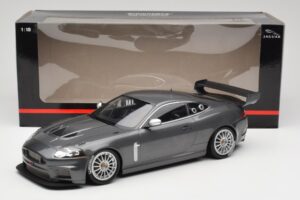 Jaguar XKR GT3 Grey Metallic Minichamps 1:18 150081390 Diecast — photo 6 of 6