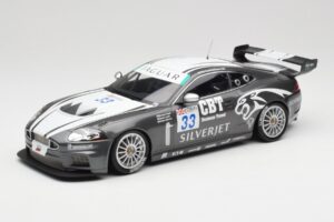 Jaguar XKR GT3 Quaife #33 P. Hall FIA GT3 Championship 2008 Minichamps 1:18 150081333 Diecast