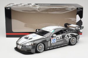 Jaguar XKR GT3 Quaife #33 P. Hall FIA GT3 Championship 2008 Minichamps 1:18 150081333 Diecast — photo 6 of 6
