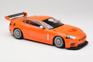 Jaguar XKR GT3 Racing Orange Minichamps 1:18 150081391 Diecast — photo 4 of 6