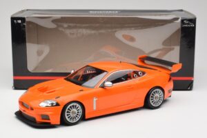 Jaguar XKR GT3 Racing Orange Minichamps 1:18 150081391 Diecast — photo 6 of 6