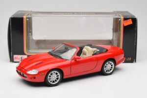 Jaguar XKR X100 Red Maisto 1:18 50330 Diecast — photo 8 of 8