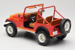 Jeep CJ-7 Renegade Red MCG 1:18 MCG18110 Diecast — photo 5 of 6