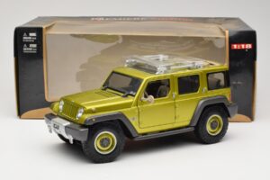 Jeep Rescue Concept Green Maisto 1:18 36699-M1 Diecast — photo 8 of 8