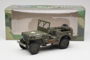 Jeep Willys Military Green Gate 1:18 1061 Diecast — photo 8 of 8