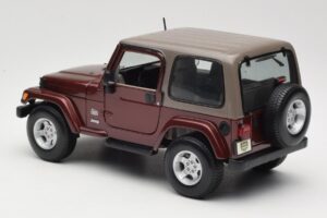Jeep Wrangler TJ Sahara Red Maisto 1:18 31662 Diecast — photo 7 of 8