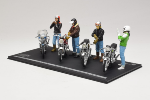 Joe Bar Team Collection with Figures Solido 1:18 5008 Diecast — photo 3 of 4