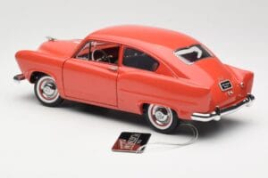 Kaiser Henry J Red Sun Star 1:18 5092 Diecast — photo 7 of 8
