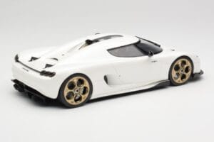 Koenigsegg CC850 Crystal White GT Spirit 1:18 GT903 Resin — photo 2 of 6