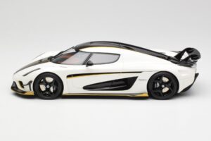 Koenigsegg Regera Crystal White GT Spirit 1:18 GT913 Resin — photo 3 of 6