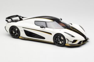 Koenigsegg Regera Crystal White GT Spirit 1:18 GT913 Resin — photo 4 of 6