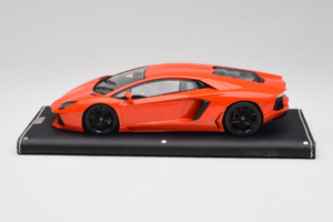 Lamborghini Aventador Orange MR Collection 1:18 LAMB064 Resin