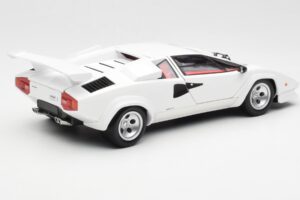 Lamborghini Countach LP500S White Kyosho 1:18 08320E Diecast — photo 3 of 8