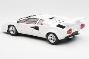 Lamborghini Countach LP500S White Kyosho 1:18 08320E Diecast — photo 7 of 8
