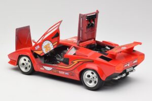 Lamborghini Countach Red Bburago 1:18 3047 Diecast — photo 5 of 8