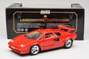 Lamborghini Countach Red Bburago 1:18 3047-M1 Diecast — photo 8 of 8