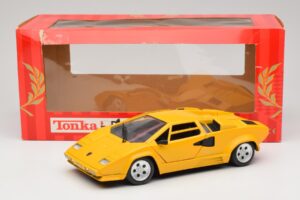 Lamborghini Countach TC Yellow Tonka 1:18 09035-R1 Diecast — photo 8 of 8