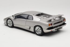 Lamborghini Diablo Silver AUTOart 1:18 70071 Diecast — photo 7 of 8