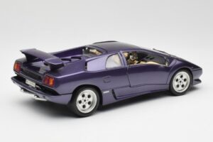 Lamborghini Diablo Purple Maisto 1:18 3028 Diecast — photo 3 of 8