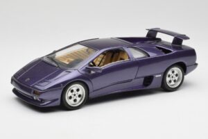 Lamborghini Diablo Purple Maisto 1:18 3028 Diecast