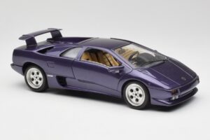 Lamborghini Diablo Purple Maisto 1:18 3028 Diecast — photo 6 of 8