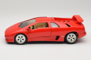 Lamborghini Diablo Red Bburago 1:18 3041-M1 Diecast — photo 4 of 8