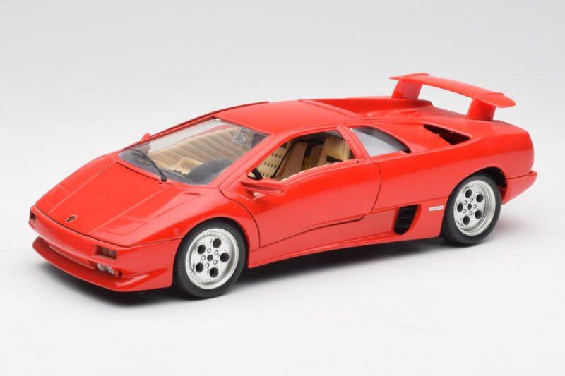 Lamborghini Diablo Red Bburago 1:18 3028-M1 Diecast