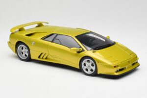 Lamborghini Diablo SE30 Anniversary Edition Yellow Spyder AUTOart 1:18 79157 Diecast — photo 6 of 8