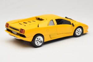 Lamborghini Diablo Yellow Tonka 1:18 09035 Diecast — photo 3 of 8