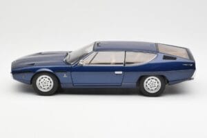 Lamborghini Espada Blue Metallic AUTOart 1:18 74502 Diecast — photo 4 of 8