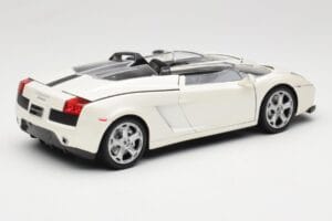 Lamborghini Gallardo Concept S White Motormax 1:18 79156 Diecast — photo 3 of 8