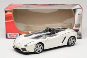 Lamborghini Gallardo Concept S White Motormax 1:18 79156 Diecast — photo 8 of 8