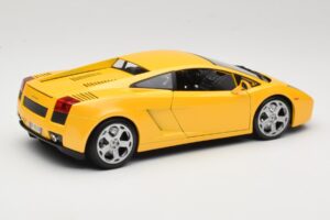 Lamborghini Gallardo Yellow Maisto 1:18 31655 Diecast — photo 3 of 8