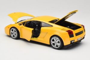 Lamborghini Gallardo Yellow Maisto 1:18 31655 Diecast — photo 5 of 8