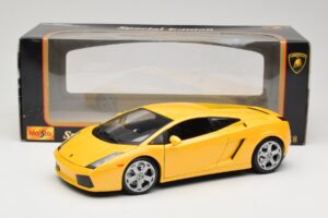 Lamborghini Gallardo Yellow Maisto 1:18 31655 Diecast — photo 8 of 8